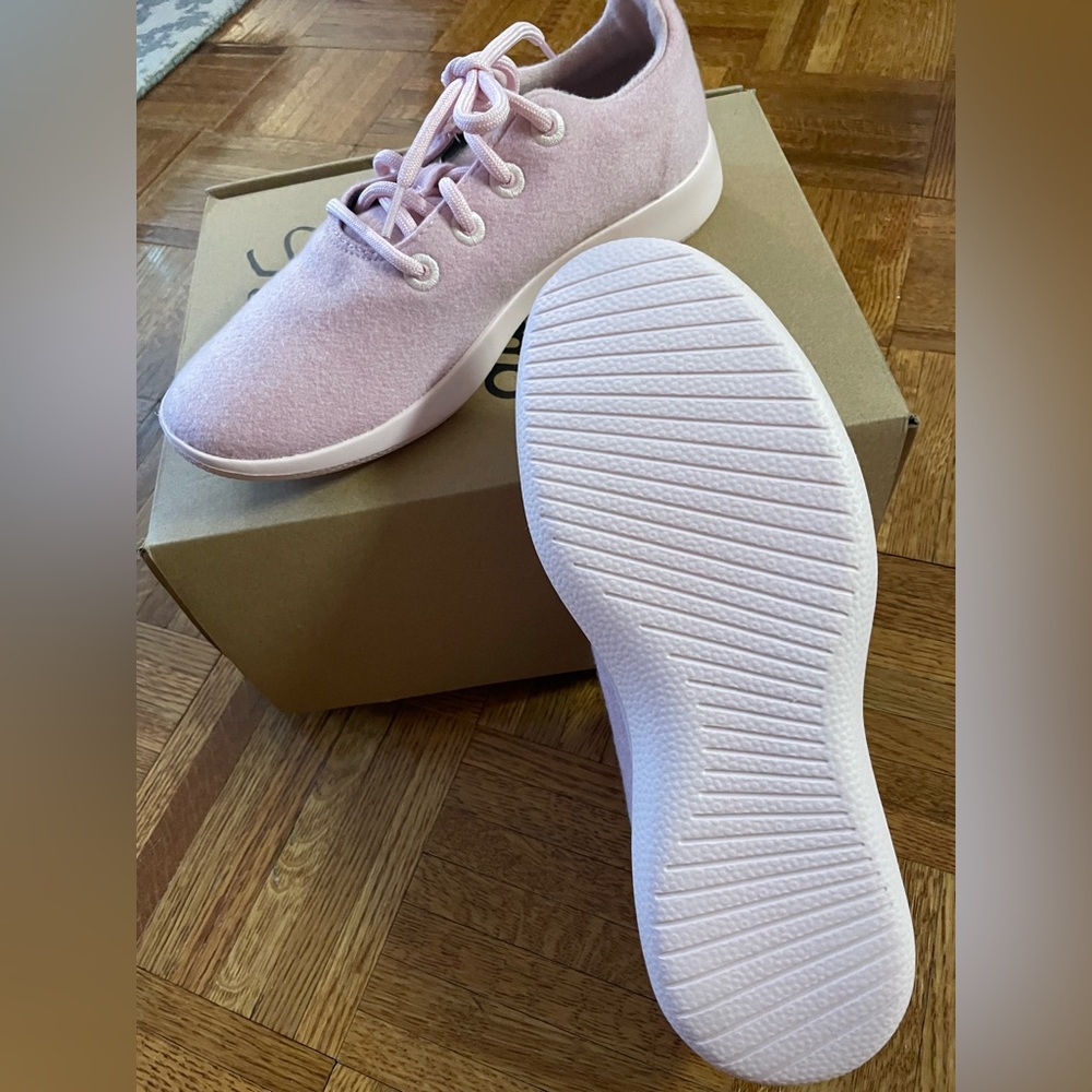 Allbirds wool runner in buoyant pink size 11